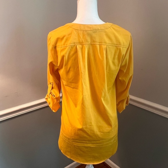 Buckhead Betties Yellow Blouse – Size Medium - Picture 2 of 7